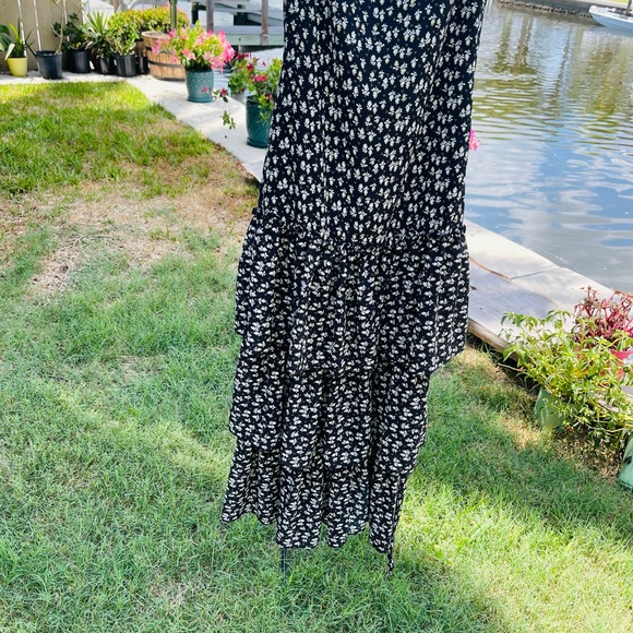 Likely - Picture 6 of 11